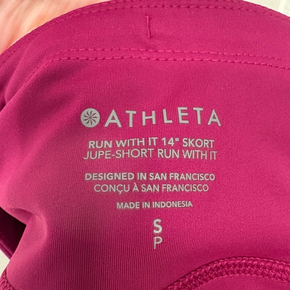 Athleta Run With It 14” Skort Exotic Fuchsia Size Small Petite - Picture 3 of 12